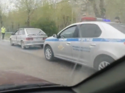 10-летнюю девочку сбили на дороге в Волжском: видео