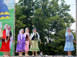 В Волжском впервые отметили татарский Сабантуй