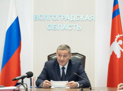 Губернатор Андрей Бочаров обозначил ключевые задачи по подготовке к годовщине Сталинградской Победы