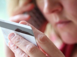 Мошенники «увели» почти двести тысяч с карточек волжан