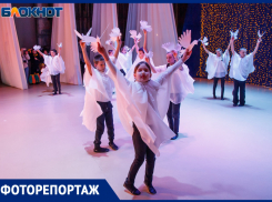В Волжском прошел гала-концерт детей с ограниченными физическими возможностями: фоторепортаж