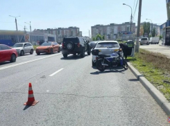 Водитель мопеда устроил ДТП в Волжском