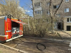 14-летний подросток погиб в горящей квартире в Волжском