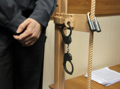 У жителя Среднеахтубинского района нашли два пистолета