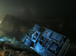 Перевернулся рейсовый автобус «Волгоград – Елань»: четыре пассажира пострадали