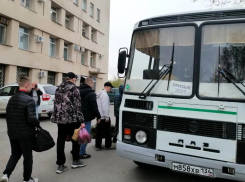 В Волжском состоялась первая отправка призывников