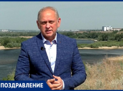 Игорь Воронин поздравил волжан с Днем города