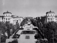 Календарь Волжского: 28 октября упразднили Гидростроевский и Промышленный районы 