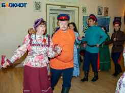 В Волжском отгуляли вечерку: следующая на Масленицу