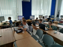 Умные каникулы в Волжском: как Летняя школа «РобИн» ВПИ превращает детей в будущих инженеров