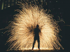 Какие опасности таят забавы с пиротехникой: инструкция для волжан