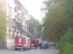 Взорвавшийся холодильник или газ: волжане назвали свои причины пожара в старой части города