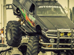 В Волжском неизвестные ограбили «Шоу каскадеров»