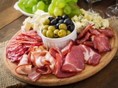 Что обязательно должно быть на новогоднем столе в год Тигра?