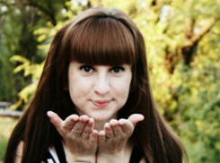 В Волжском собирают деньги на лечение 17-летней жертвы ДТП с мотоциклом