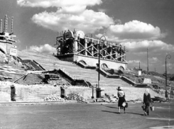 Стадион Логинова в Волжском строился для болельщиков будущего 