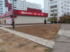 Волжане из 37 и 38 микрорайонов смогут безопасно передвигаться по собственному двору 