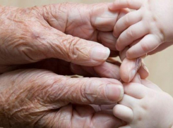 В двух районах Волгоградской области совсем не хотят рожать