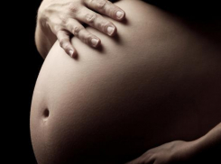 В Волжском беременная сотрудница супермаркета внезапно скончалась на рабочем месте