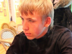 20-летний волжанин на Mitsubishi погиб, протаранив фонарный столб