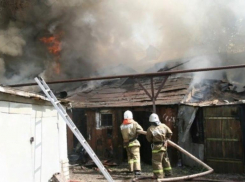 Неделя в Заплавном началась с пожара