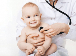 В Волгоградской области продолжаются плановые осмотры детей 