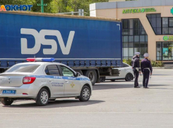 «Форд» и «Гранта» не поделили дорогу: ДТП в Среднеахтубинском районе отправило водителя в больницу