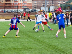 «Дворовые тренеры» подготовили волжских подростков к настоящему футбольному турниру