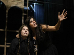  Театральный сезон НЭТ встретит двумя премьерами