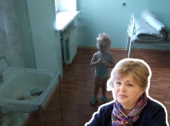 Волжане требуют отстранения детского омбудсмена из-за высказываний о 2-летнем малыше, закрытом в больнице