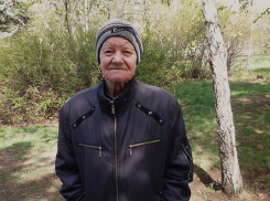Пропал без вести: 85-летний пенсионер без большого и указательного пальцев потерялся в Волжском