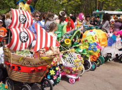 Волжане могут принять участие в городском «Параде колясок»