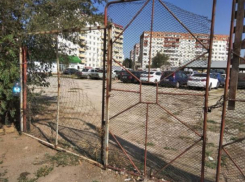 Волжан попросили поддержать местных водителей с проблемой парковки