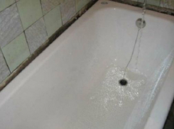 На Тракторном 12-летний подросток нашел погибшую мать в ванной с кипятком