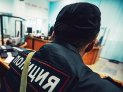 Чтобы отомстить прохожему за ссору, волжане отобрали у него айпад и документы