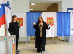 В Волжском предрекают большую активность на выборах: что происходит на избирательных участках прямо сейчас