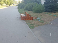 В Волжском раскурочили уличное пианино, установленное пару недель назад