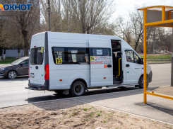 В Волжском оштрафовали маршрутчика за давку в салоне