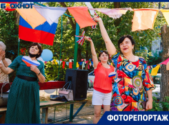 Красочным событием стал День России в Волжском