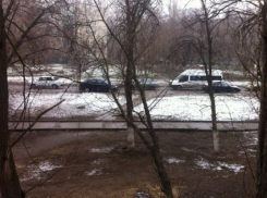 Погода в Волжском: снег в разгаре весны