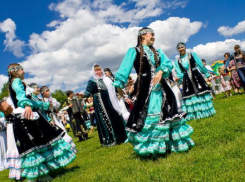 В Волжский на Сабантуй приедут знаменитые артисты из Казани
