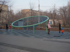 В Волжском новый сквер ввели в эксплуатацию 