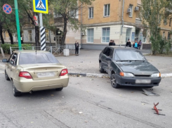 «Совершил столкновение с автомобилем»: ребенок пострадал в аварии в Волжском