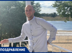 Любимого сыночка Ивана мама поздравляет с Днем рождения 