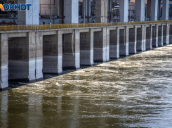 На Волжской ГЭС увеличивают сбросы воды