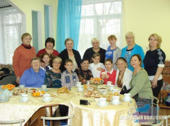 «Бабушки на час» решили провести Масленицу в Волжском детдоме