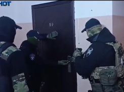 От притона до приговора: в Волжском осудили организаторов салона с детской проституцией