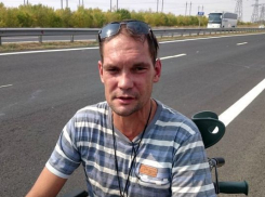 Волжанину Сергею Бычкову, который добрался до Москвы на инвалидной коляске, сделали операцию