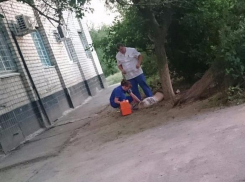 Выпавшая из окна общежития волжанка скончалась на больничной койке