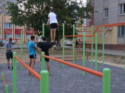 В Волжском появилась площадка для воркаутеров